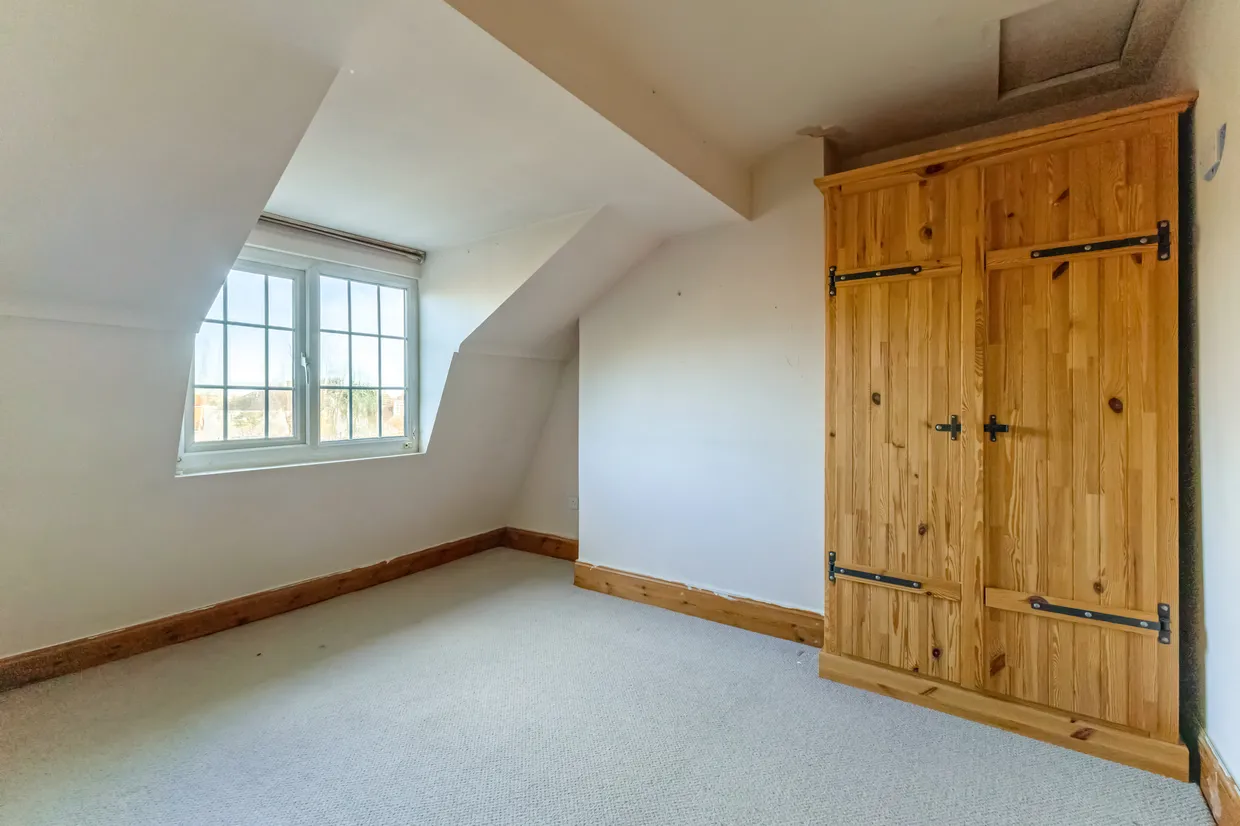Aldenham Road, Bushey, WD23 photo 4