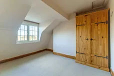 Aldenham Road, Bushey, WD23 photo 4