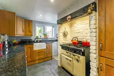 Aldenham Road, Bushey, WD23 photo 6
