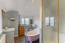 Aldenham Road, Bushey, WD23 photo 7