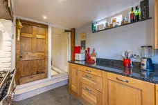 Aldenham Road, Bushey, WD23 photo 11