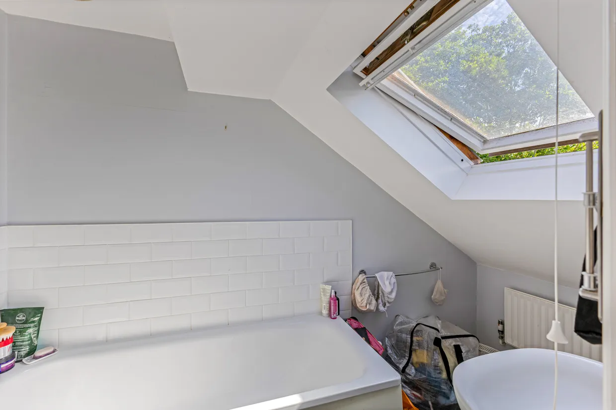 Compton Crescent, London, W4 photo 7
