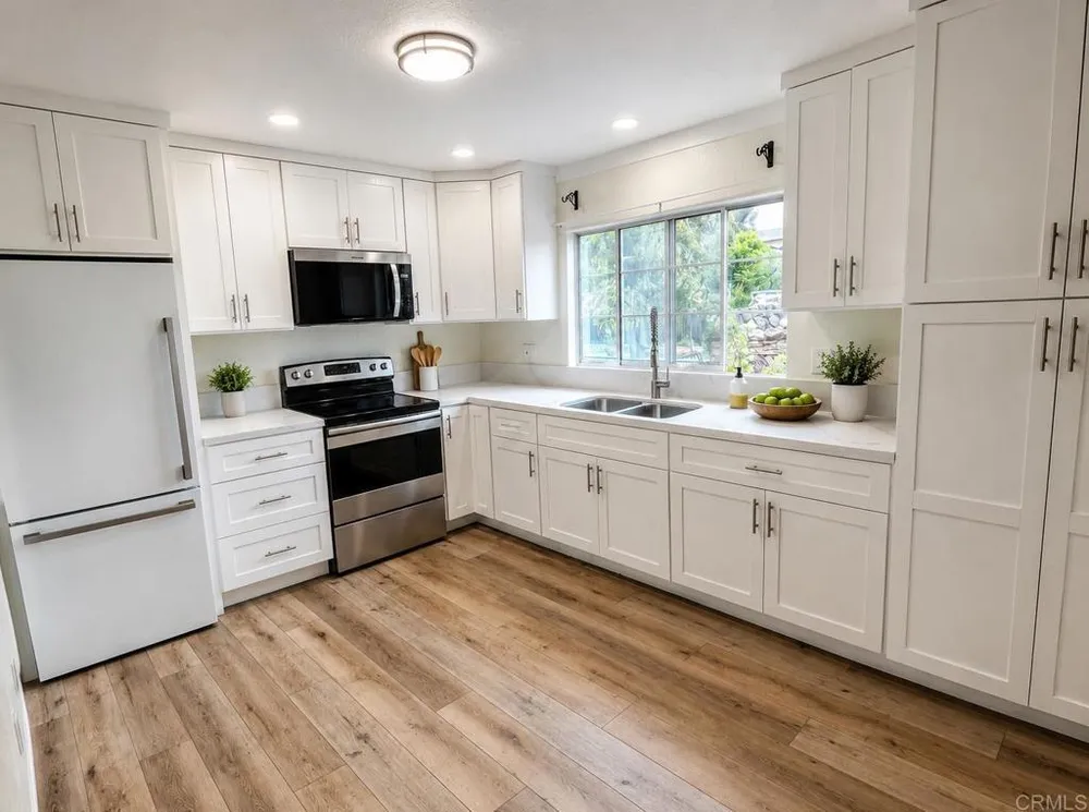 315 West St, San Diego, CA 92113