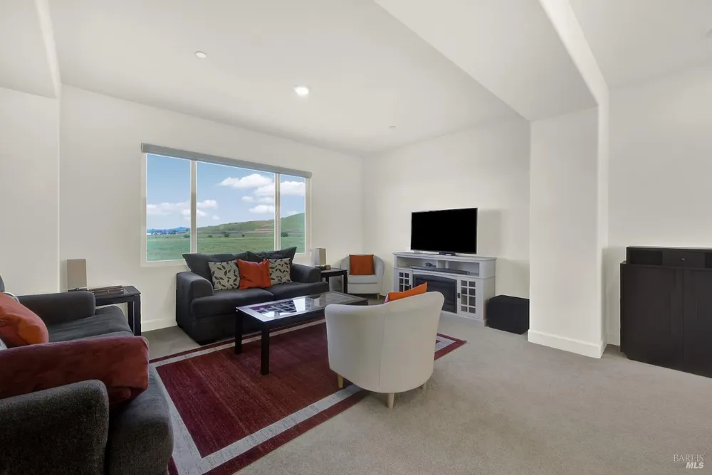 5025 Ellis Godfrey Dr, Fairfield, CA 94533