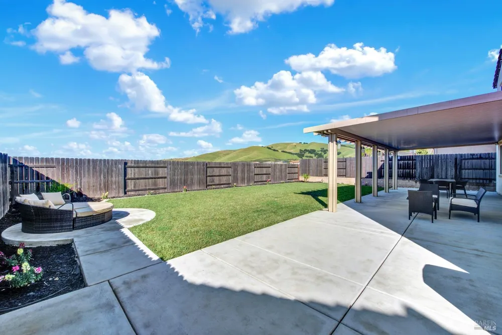 5025 Ellis Godfrey Dr, Fairfield, CA 94533