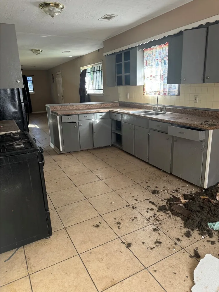 7202 Orlando St, Houston, TX 77016