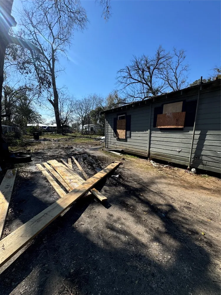 5020 Fitch St, Houston, TX 77016