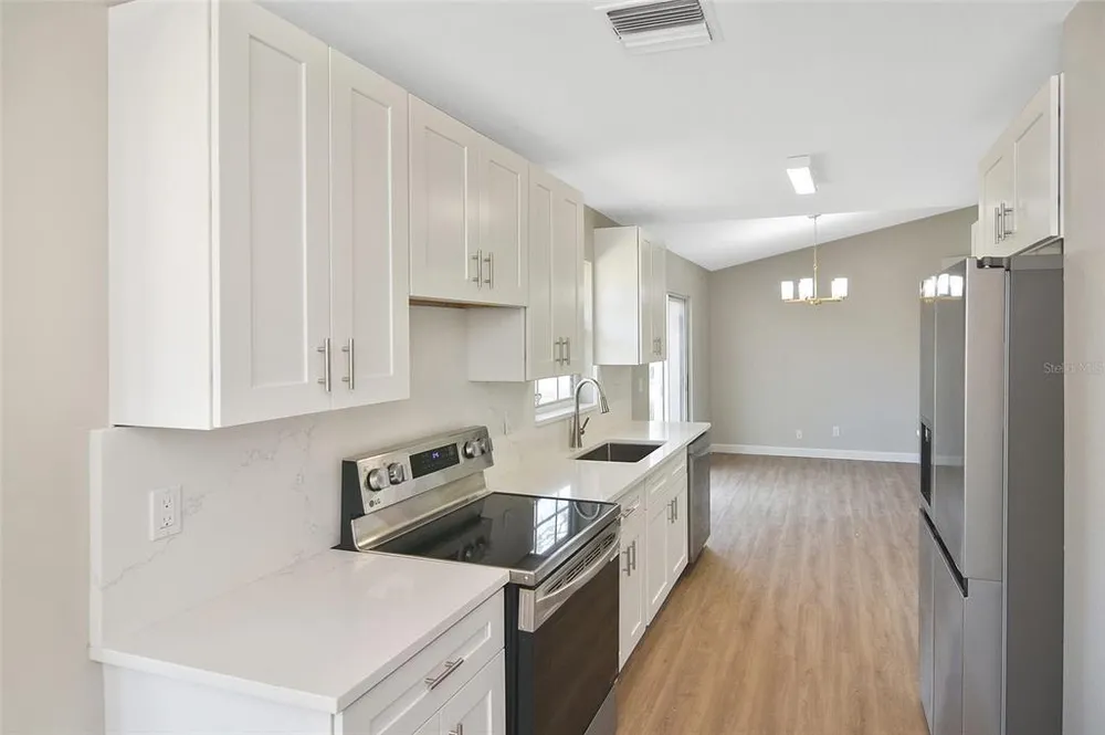 2760 Shamrock Dr, Venice, FL 34293