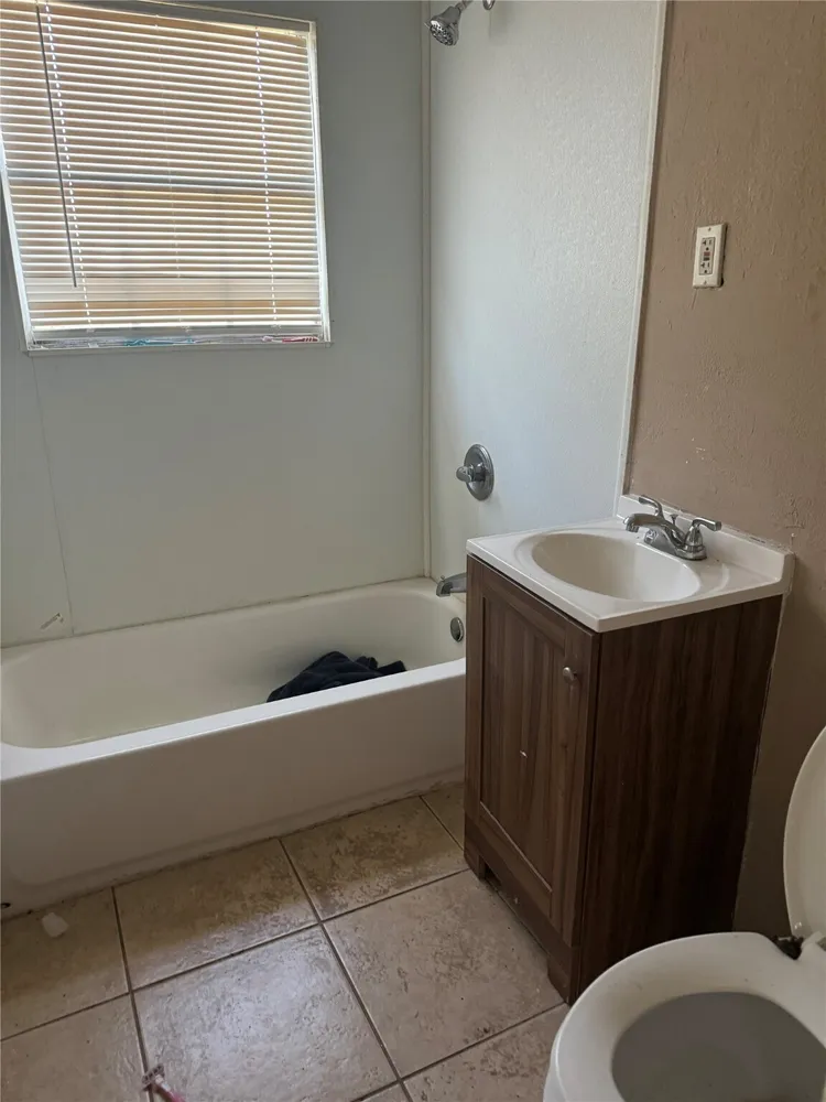 7202 Orlando St, Houston, TX 77016