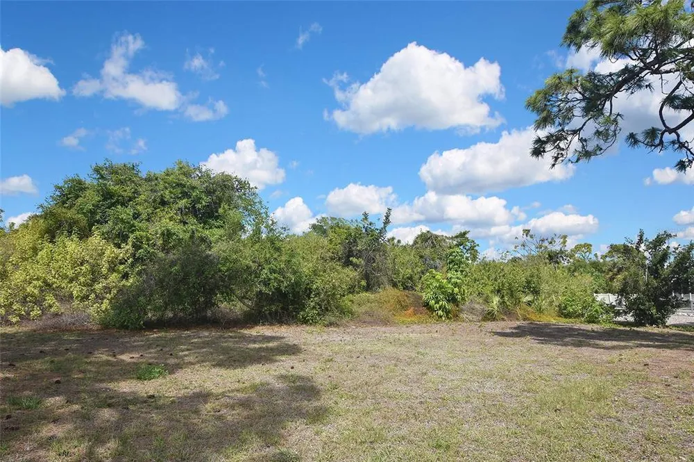 2760 Shamrock Dr, Venice, FL 34293