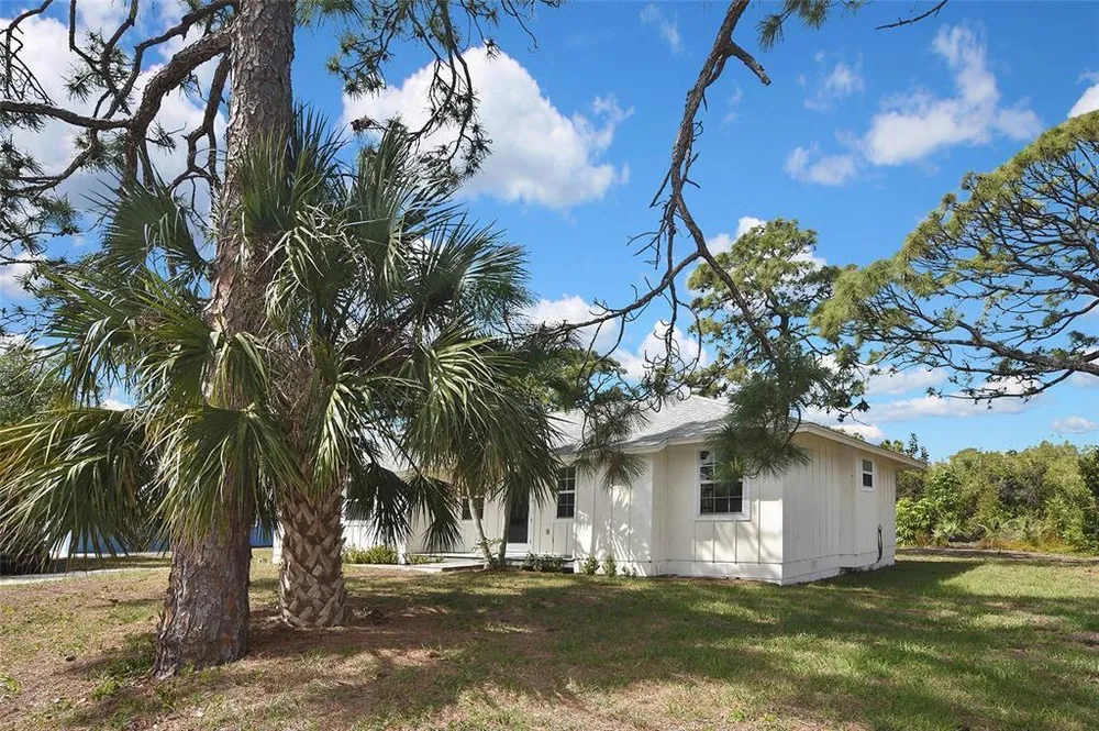 2760 Shamrock Dr, Venice, FL 34293