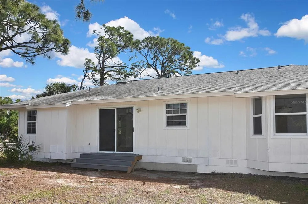 2760 Shamrock Dr, Venice, FL 34293