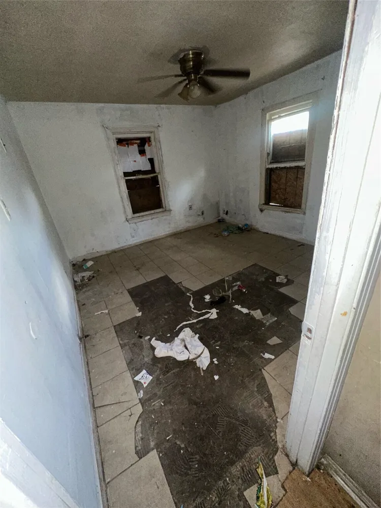 5020 Fitch St, Houston, TX 77016