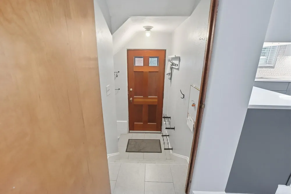 327 Ardmore Rd, Springfield, OH 45504