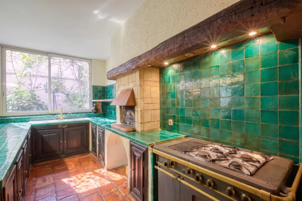 Paris 18th (Clignancourt), 75018, France