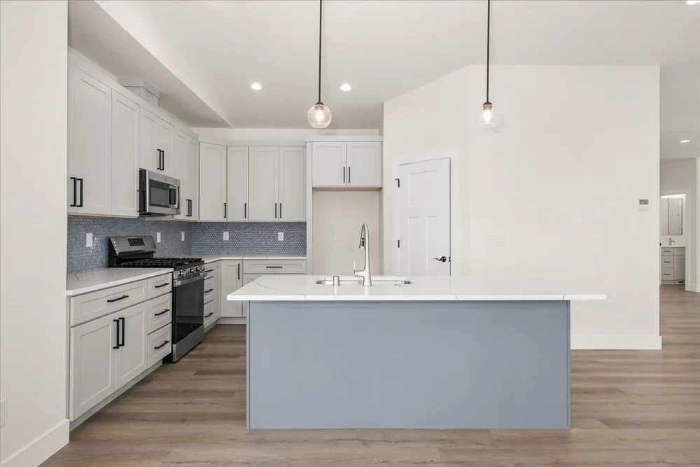 4217 W Tolliver Ct, Spokane, WA 99208