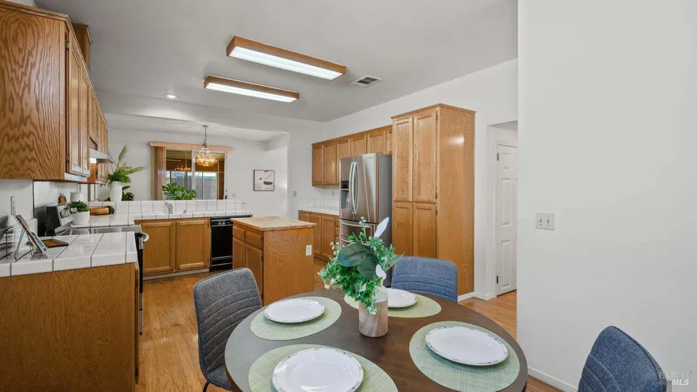 340 Stamper Circle, Suisun City, CA 94585