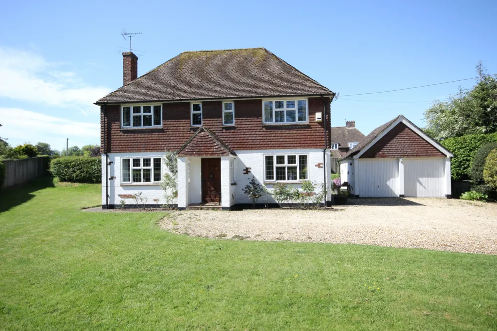 Drury Lane, Bentworth, GU34 photo 4