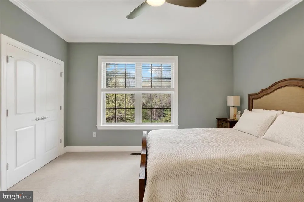 49 David Dr, Newtown, PA 18940