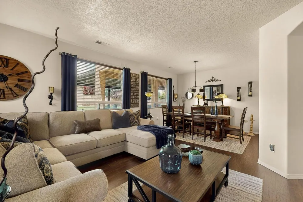 8142 Sand Springs Circle NW, Albuquerque, NM 87114