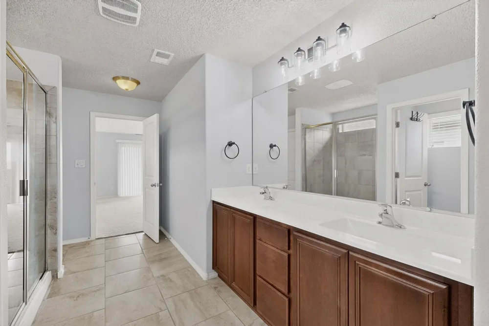 5909 Mafraq Ave NW, Albuquerque, NM 87114