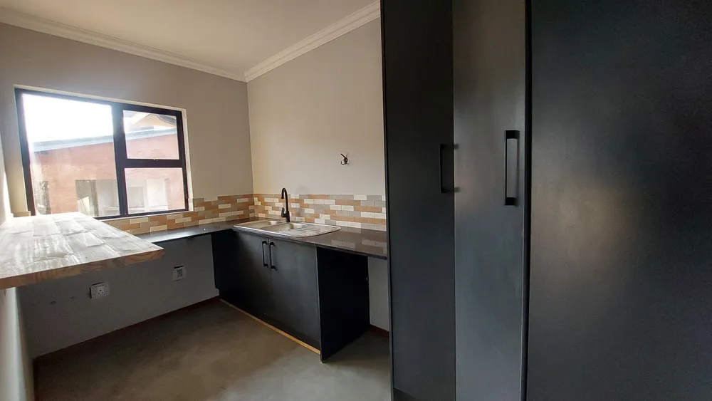 South Africa, North West, Magalies Golf Estate, Magalies River Club Street, 44B