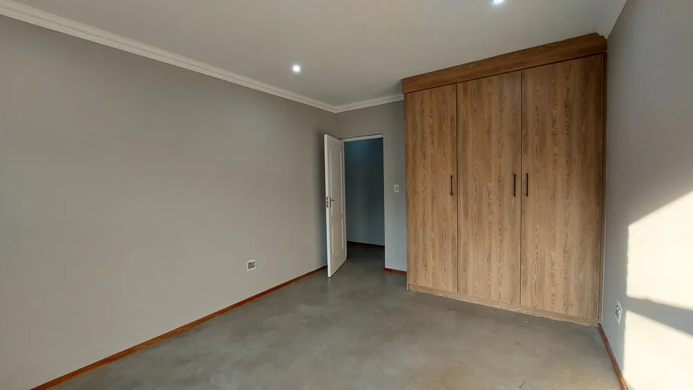 South Africa, North West, Magalies Golf Estate, Magalies River Club Street, 44B