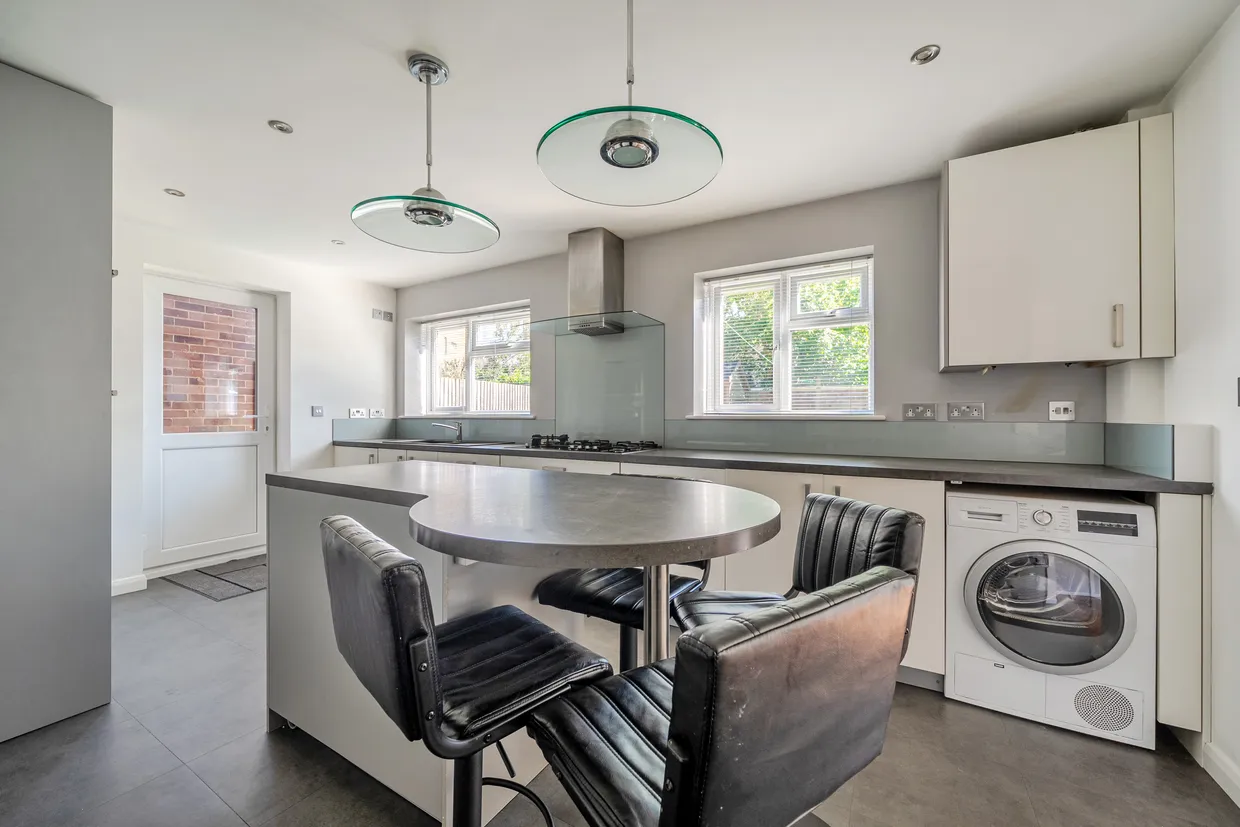 Norfolk Road, Maidenhead, SL6 photo 9