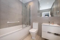 Kingston Hill, Kingston Upon Thames, KT2 photo 10