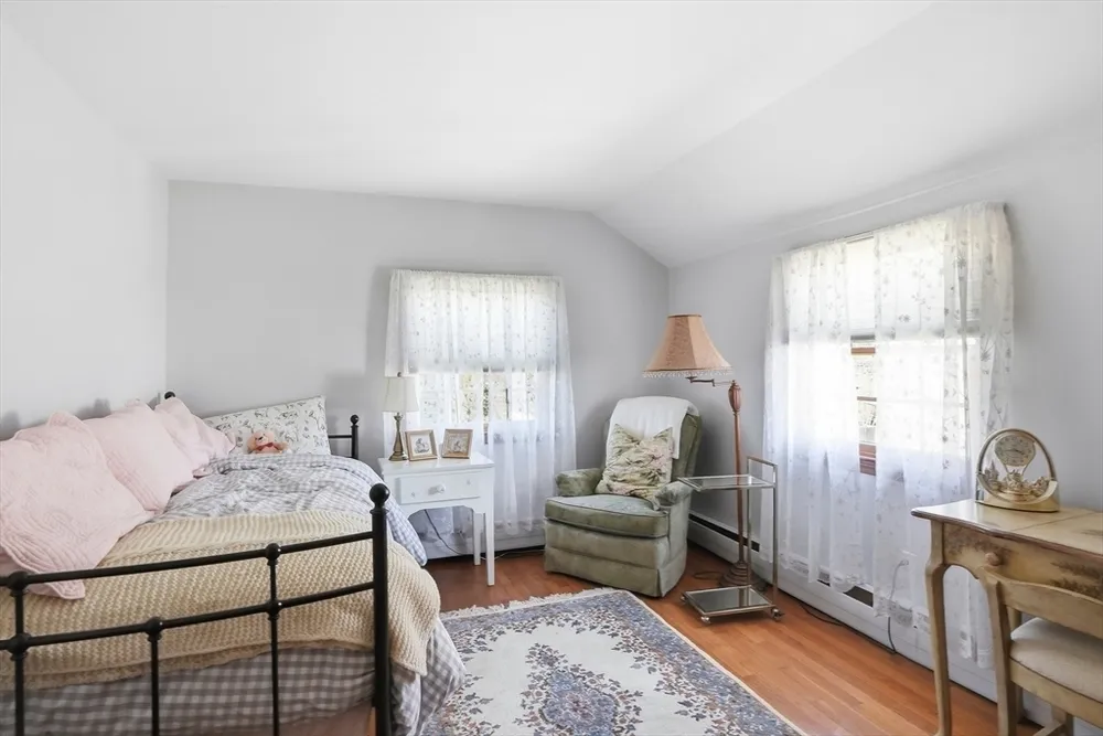 9 Doris Rd, Braintree, MA 02184