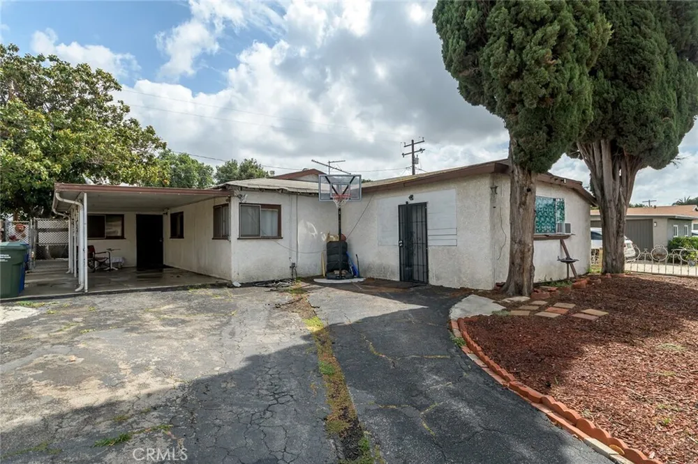 11207 Springwood St, South El Monte, CA 91733