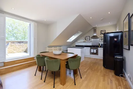 Santos Road, London, SW18