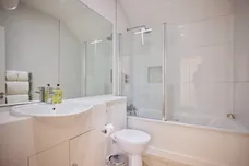 Santos Road, London, SW18 photo 12
