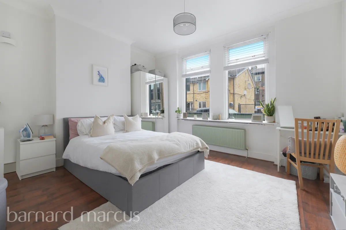 Garratt Terrace, LONDON