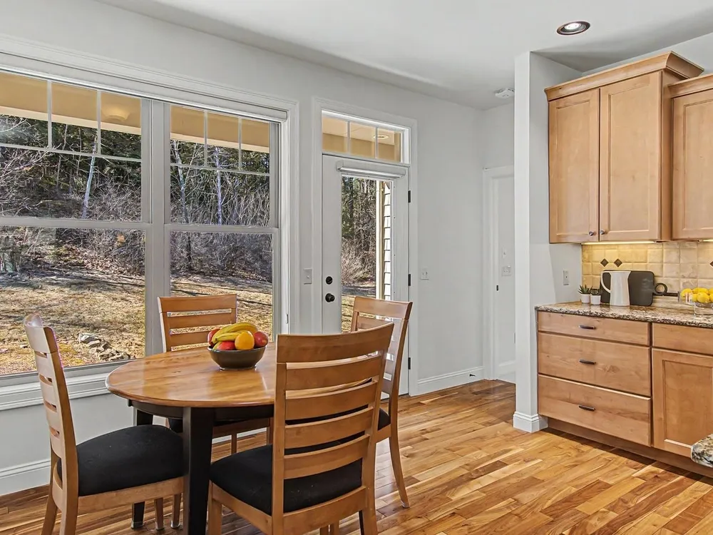232 Colden Rd, Colchester, VT 05446