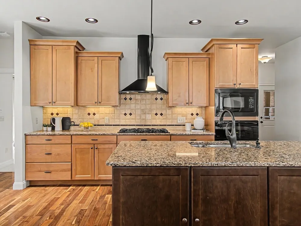232 Colden Rd, Colchester, VT 05446
