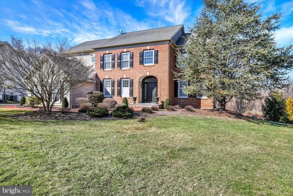 1283 Clearview Dr, Yardley, PA 19067