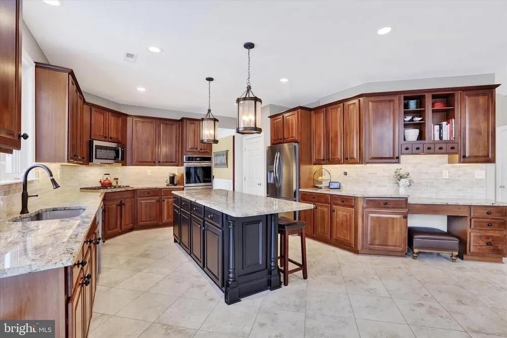 1283 Clearview Dr, Yardley, PA 19067
