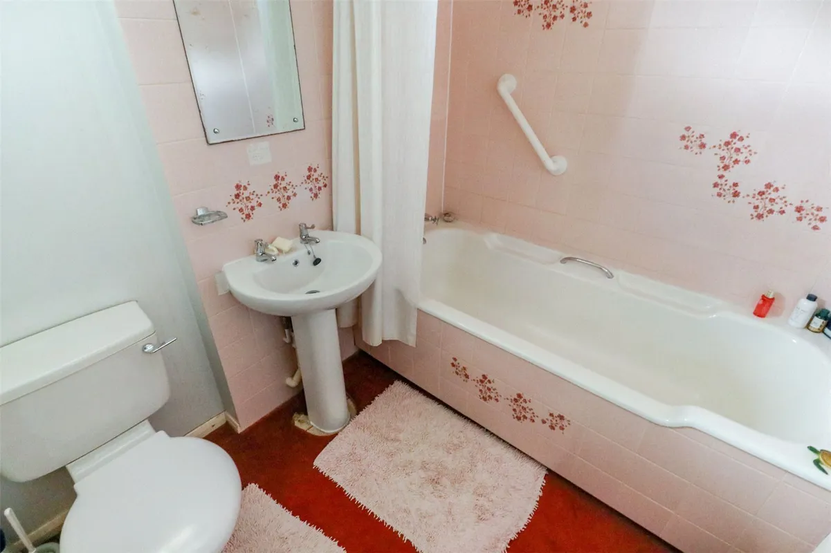 Rowantree Road, Enfield, Middlesex, EN2