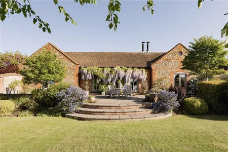 Park Farm Barns, Bylaugh, NR20