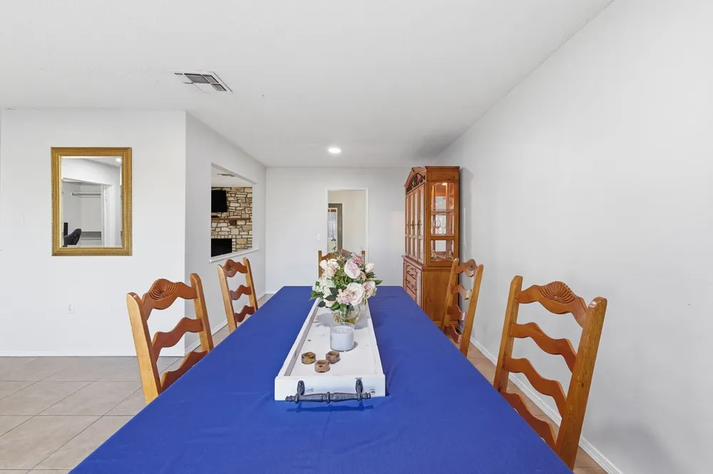 5914 Freemans Farm St, San Antonio, TX 78233