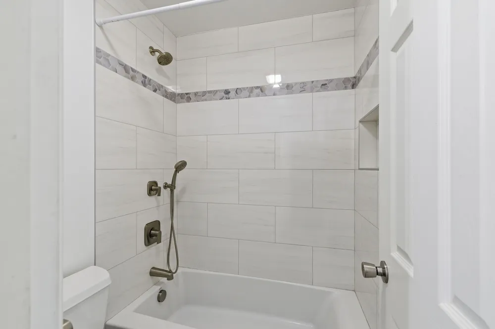 5914 Freemans Farm St, San Antonio, TX 78233