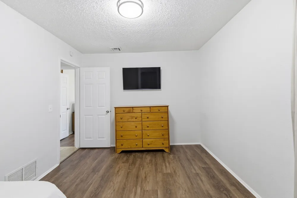 5914 Freemans Farm St, San Antonio, TX 78233