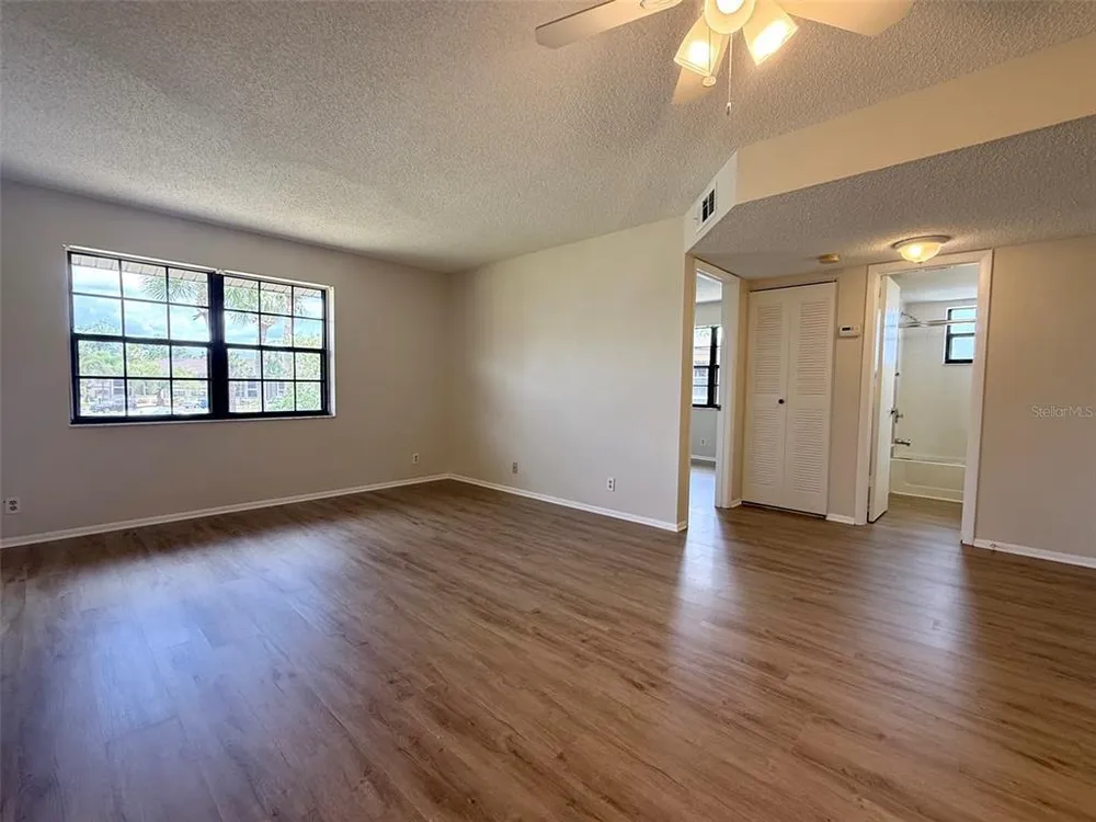 19505 Quesada Ave, Port Charlotte, FL 33948