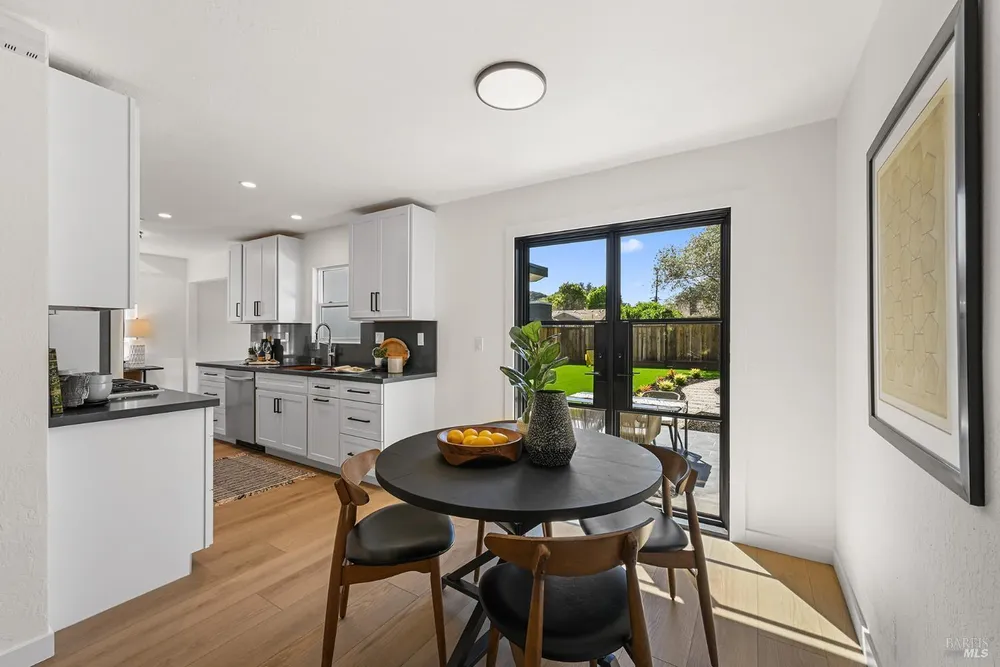 211 Mirada Ave, San Rafael, CA 94903