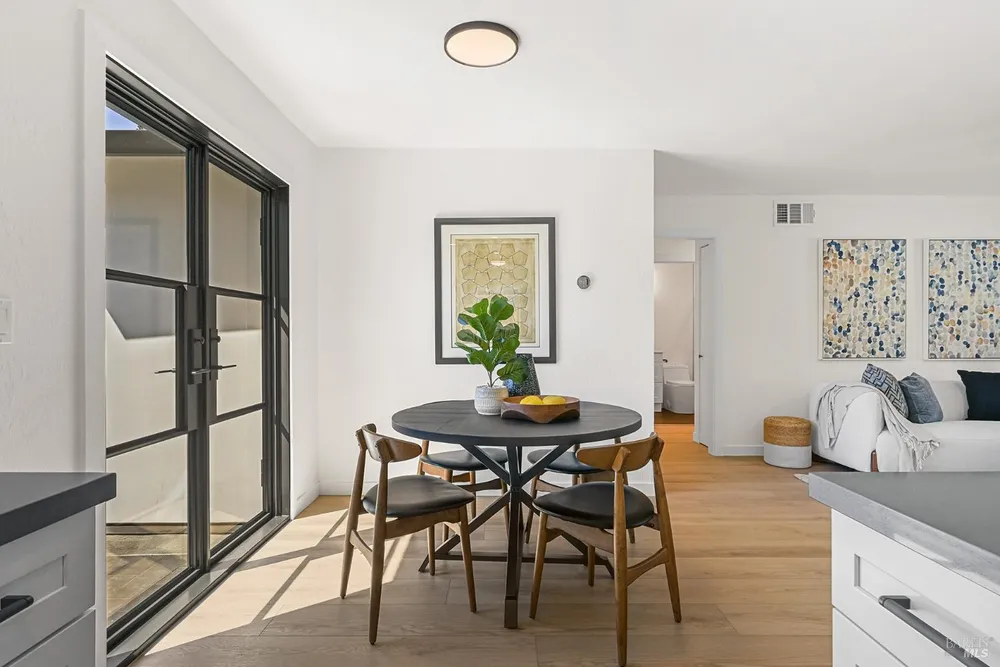 211 Mirada Ave, San Rafael, CA 94903
