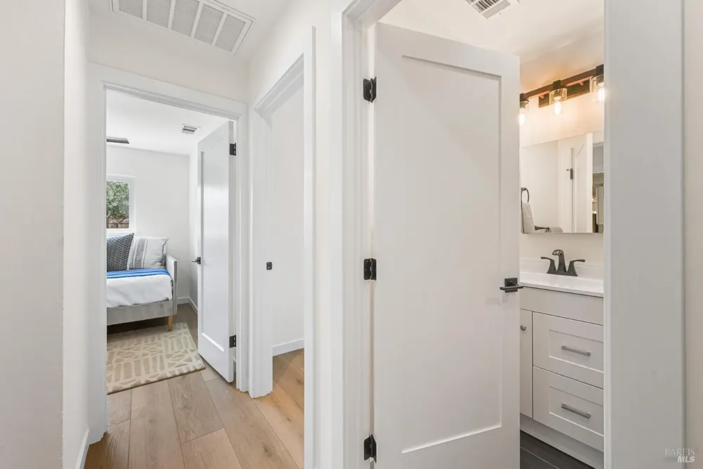 211 Mirada Ave, San Rafael, CA 94903