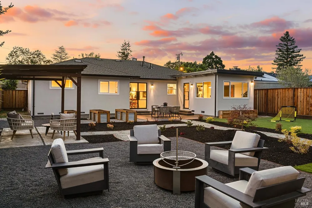 211 Mirada Ave, San Rafael, CA 94903