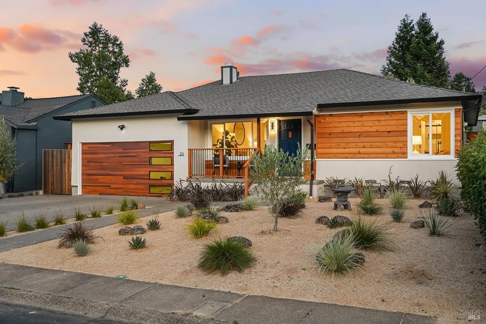 211 Mirada Ave, San Rafael, CA 94903