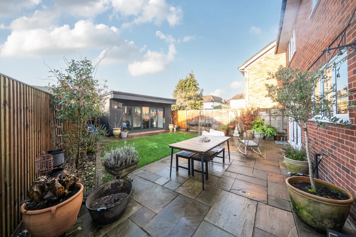 Ashley Road, Farnborough, GU14 photo 8